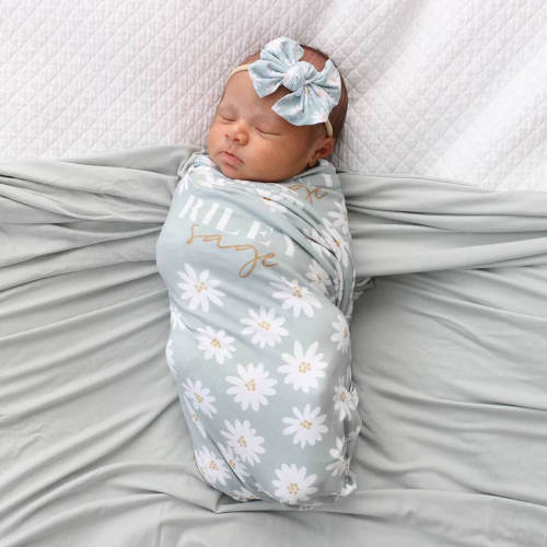 Soft Green Daisy Personalized Swaddle Blanket