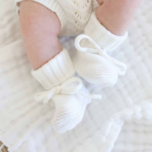 Knit Newborn Bow Booties