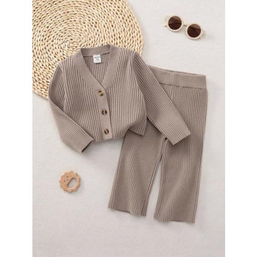 SHEIN Playful Pals Baby Girl V-Neck Button-Front Long Sleeve Cardigan Set, Minimalist Solid Color Outfit For Home & Outdoor Autumn And Winter Two Piece Suit Brown Baby Clothes Toddler Two Piece Sets Two Piece Winter Outfits For Toddler Girl Neutral Baby C