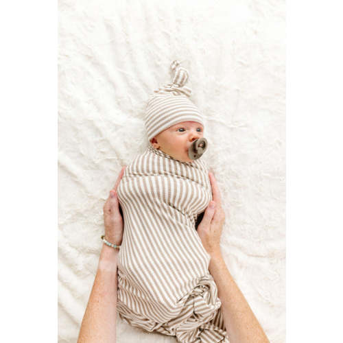Indy Ribbed Newborn Hat Bundle (Gown)