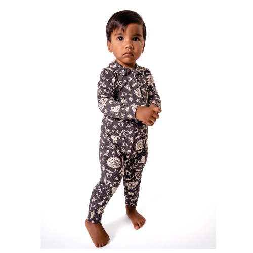 Modern Moments by Gerber Baby Boy Two-Way Zip Viscose Halloween Peter Pan Coverall, Sizes Newborn - 12 Months