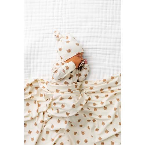 Teddy Newborn Hat Bundle (Gown)