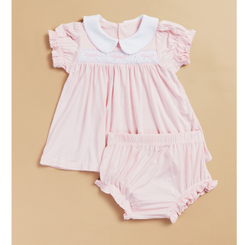 Scottie Classic Bow Smocked Dress and Bloomer Set in Pink | Tullabee