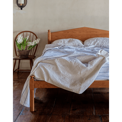 Pediment Bed – Roseland