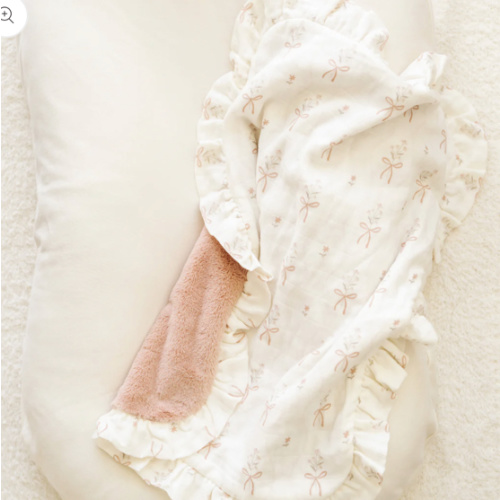 Tori Halford Muslin/Lush Blanket | Saranoni