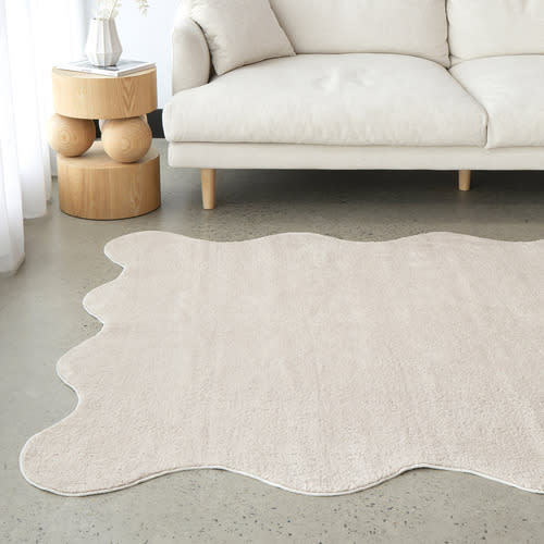 Beige Elsie Wavy Edge Machine Washable Rug
