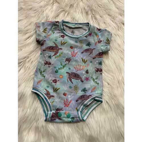 sea turtle, seashell, ocean print, baby gift, baby shower, baby tee, new mom gift, newborn coming home outfit, newborn girl, newborn boy