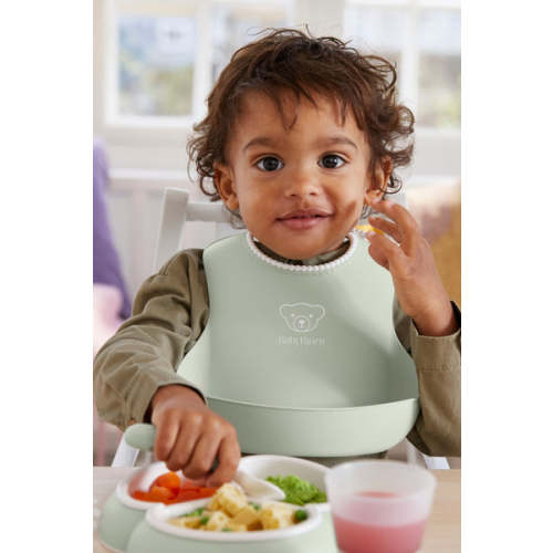 Mealtime Set in Powder Green, Set of 4 | Over The Moon