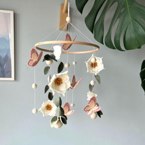 Flowers baby mobile, Butterfly crib mobile, green floral baby mobile, hanging felt mobile, cot mobile for baby girl, flowers nursery decor