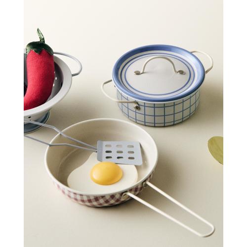 KIDS' TOY UTENSIL SET
