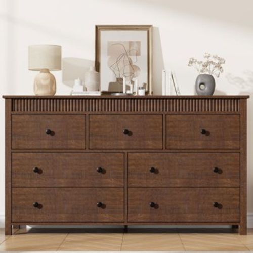 Fluted 7 Drawer Dresser, Walnut 7 Chest of Drawer with Fluted Design, 54in Wide Wooden Clothing Organizer Closet for Bedroom Living Room Nursery