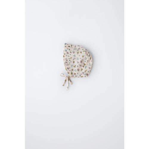 FLORAL TEXTURED RUFFLED BONNET - Mid-ecru | ZARA United States