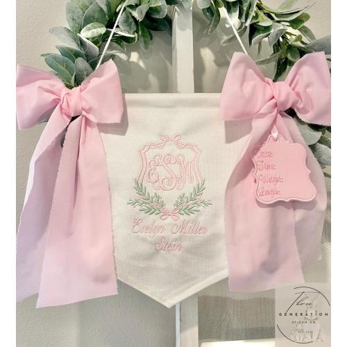 Custom Embroidered Baby Banner, Birth Announcement, Hospital Door Sign with bows, Baby Gift, Bassinet banner with crest