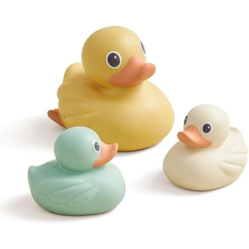 Itzy Ritzy Ducky Family – 3-Piece Floating Bath Toy Set, 6 Months+ (Ducks)