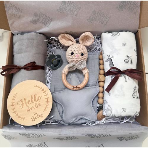 Neutral Baby Gift Box with cute Animal rattle | 4 Colours | Baby Hamper | Silicone Dummy Clip | Comforter | Personalised Baby Gift