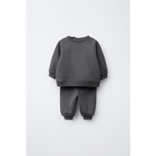 SWEATSHIRT AND JOGGER SET WITH BRUSHED INTERIOR - Charcoal gray | ZARA United States