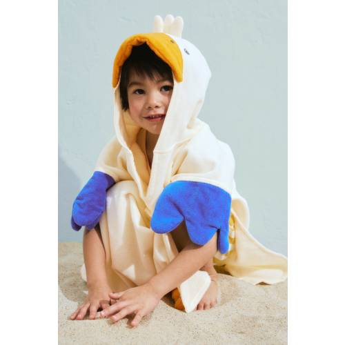 HOODED TOWEL