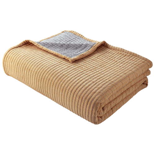 Mainstays 100% Cotton Matelassé Quilt, King, Reversible, Yellow.