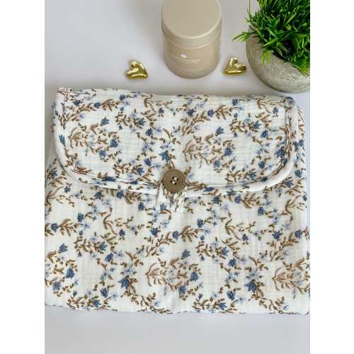 Portable Changing Pad Diaper Mat Baby Changing Station Portable Travel Pad Waterproof Muslin Organic Material Lightweight Design Floral