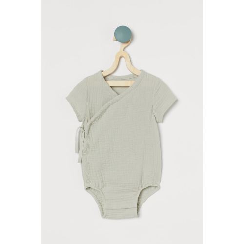 Wrapover Cotton Bodysuit, Light green, Kids | H&M USWrapover Cotton Bodysuit, Light green, Kids | H&M USWrapover Cotton Bodysuit, Light green, Kids | H&M USWrapover Cotton Bodysuit, Light green