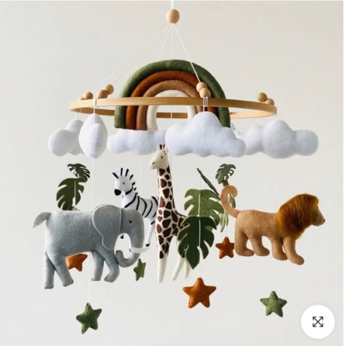 Safari Nursery Mobile with Rainbow | Realistic Felt Lion, Giraffe, Zebra & Elephant | Perfect Newborn Gift - Cozybabywear
