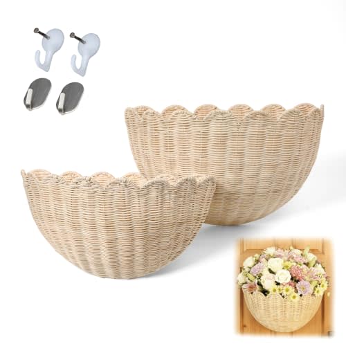 Set of 2 Scalloped Woven Rattan Wall Hanging Baskets, Decorative Wall Storage Baskets for Nursery, Bathroom, Kitchen, Farmhouse & Entryway Decor