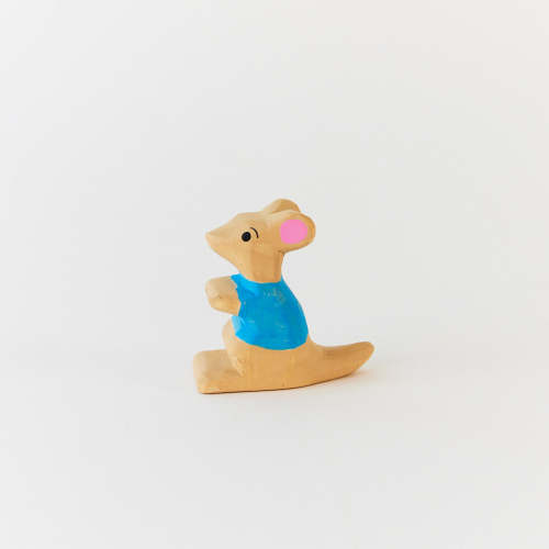 Wooden Roo – Sarah's Silks