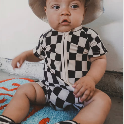 Checker Shorties Black