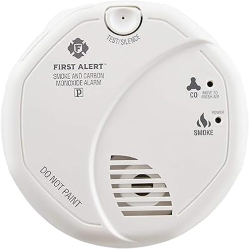 First Alert SCO5RVA Battery Operated Combination Carbon Monoxide and Smoke Alarm