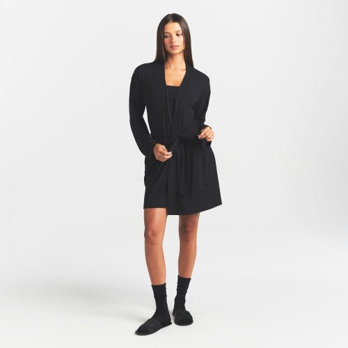 SOFT LOUNGE ROBE | ONYX | SKIMS