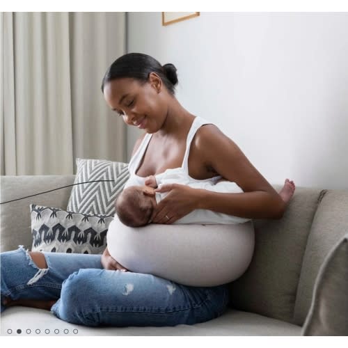 Award-Winning Nursing Pillow with Washable Cover | bbhugme®