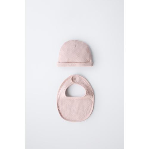 HAT AND BIB PACK WITH TEXTURED WEAVE - Pale pink | ZARA United States