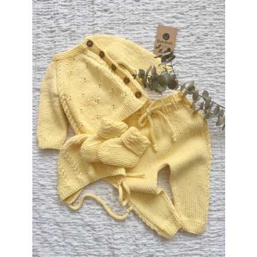 Organic Cotton Knit Newborn Coming Home Outfit: Yellow Gender Neutral Baby Set