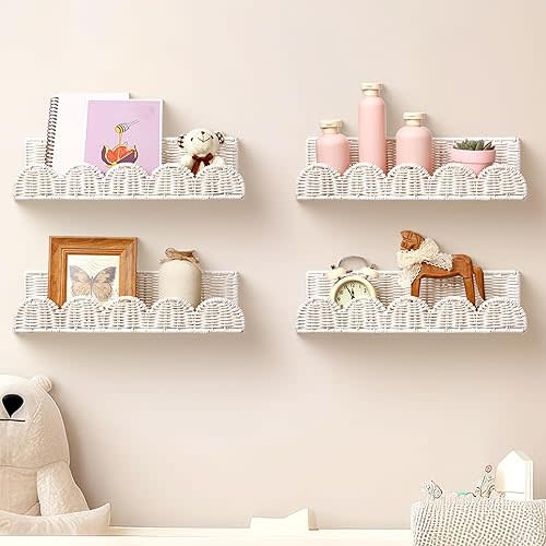 Pinkunn 4 Pcs Nursery Book Shelves Rattan Scalloped Floating Bookshelves Wicker Boho Book Shelf for Wall Mounted Decor Nursery Rooms Hanging(Cute,15.8 Inch)