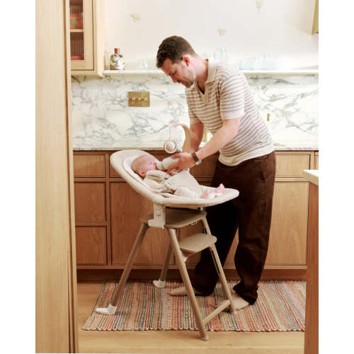 The Chair II Newborn Bundle  / Biscotti