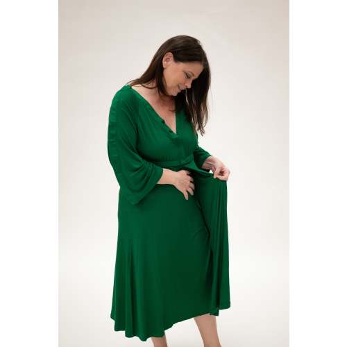 Amelia Labor & Postpartum Gown in Emerald – Lila