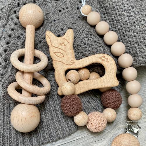 Natural Wood Baby Rattle, Newborn Toy, Gender Neutral Baby Shower Gift, Sensory Toy, Wooden Dear Rattle, Cotton Crochet Woodland Nursery