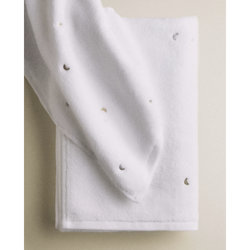 KIDS' MOONS AND STARS BATH TOWEL