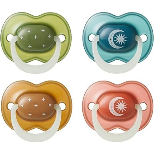 Tommee Tippee NightGlow Pacifiers, 18-36 Months, Glow in The Dark, Symmetrical Nipple, 100% BPA Free Silicone, Dishwasher and Sterilizer Safe, Twilight Tones, Pack of 4