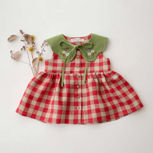 Cherry Check Linen Top with Petal Collar in Meadow Green Linen with "S – Dannie and Lilou