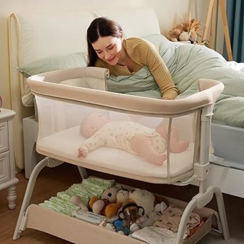 HARPPA Cuddly Bassinet, 2 in 1 Baby Bassinet with Breathable Mesh and Mattress, 6 Height Adjustable, Bedside Sleeper with Anchor Strap, Storage Basket and Wheels, Beige