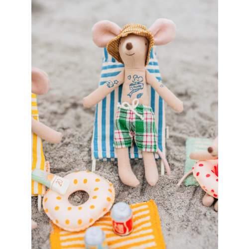 Maileg Beach Mouse Dad in Cabin de Plage