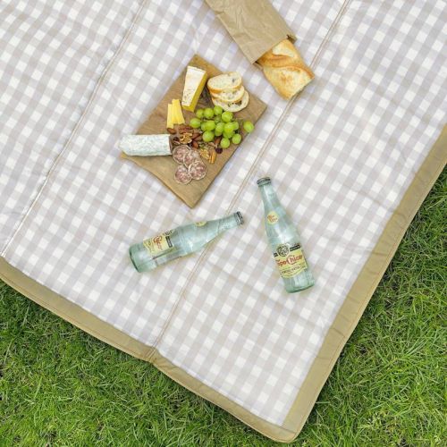 Little Unicorn Outdoor Blanket