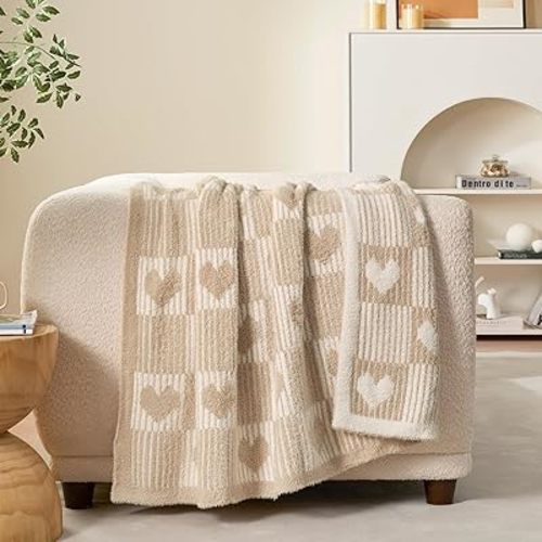 Snuggle Sac Heart Checkered Throw Blanket for Women,Love Blanket Heart Blankets for Her Wife Girlfriend Mom,Super Soft Warm Fluffy Faux Fur Blanket for Couch Sofa Bed,Beige Heart,60x80 inches