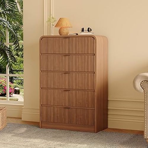 Garvee Fluted Tall Dresser 5 Drawer, Modern Bedroom Dresser with Rounded Edge, Walnut Wood Color Chest of Drawers, for Living Room, Hallway and Bedroom Storage Furniture