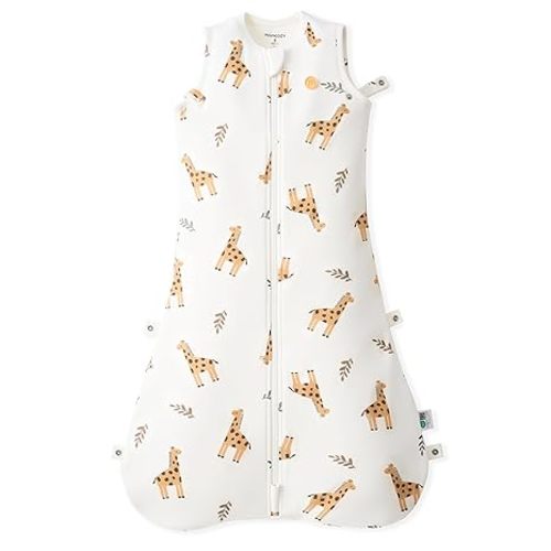 Momcozy Sleep Sack for Baby 0-6 Months, 1.5 TOG Baby Wearable Blanket with Supportive Plush Filling, Two-Way Zipper for Easy Diaper Changes, Snap-Fit Design for Growing Babies, Small, Giraffe