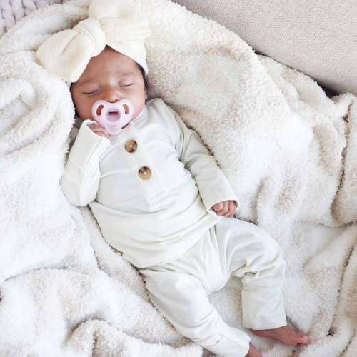 2pc Bamboo Button Top & Bottom | Powder 3-6 Mos