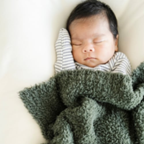 Bamboni® Mini Blanket | Shop Saranoni Softness