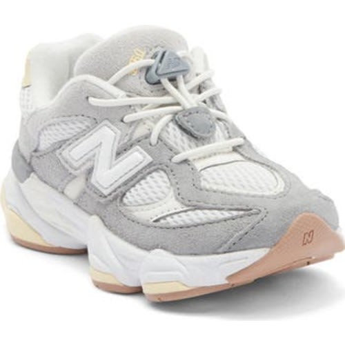 Kids' 9060 Sneaker, 7 M