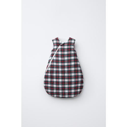 PLAID FLANNEL SLEEPING BAG